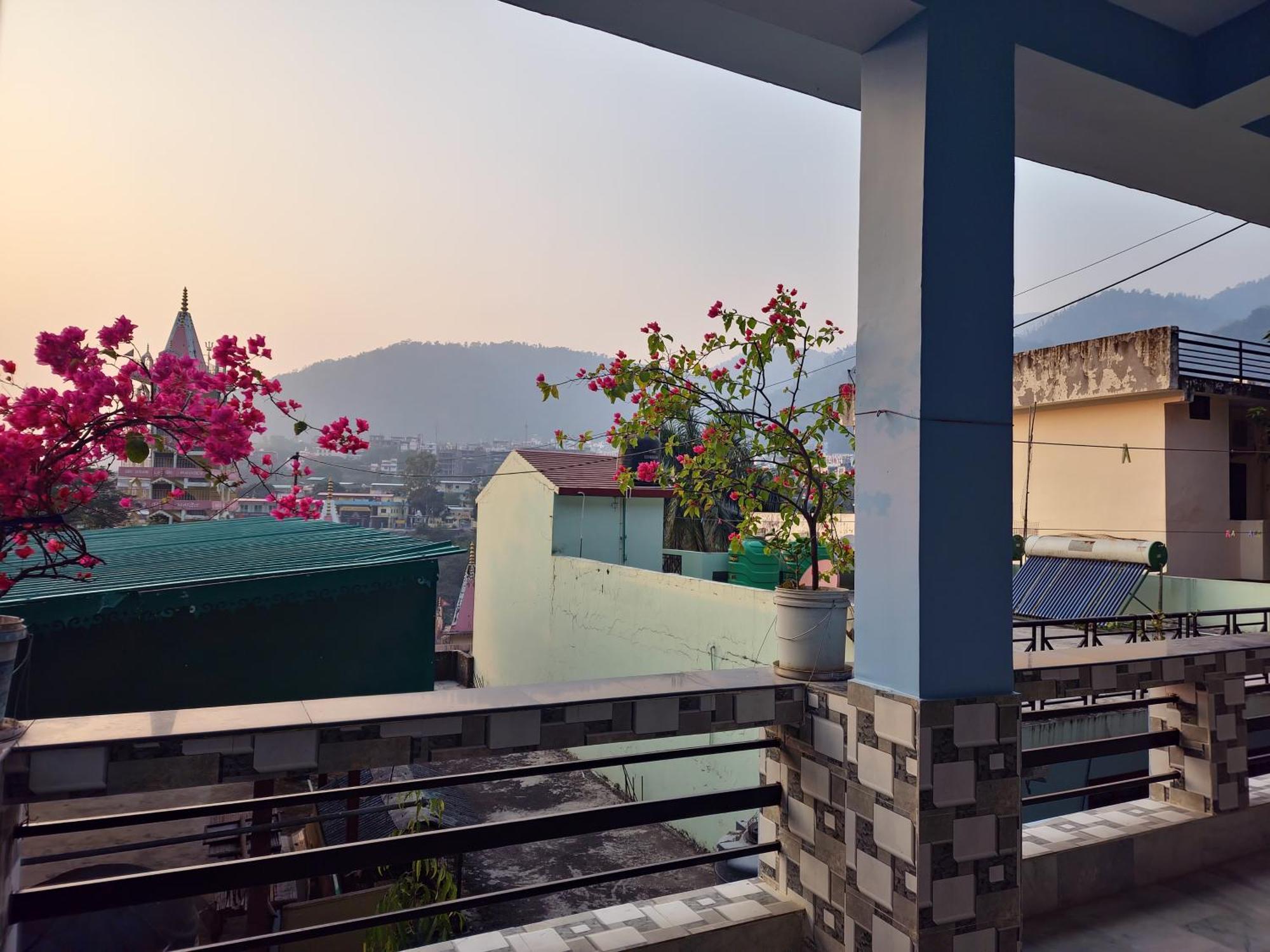 Karwaan Homestay Rishikesh Bagian luar foto